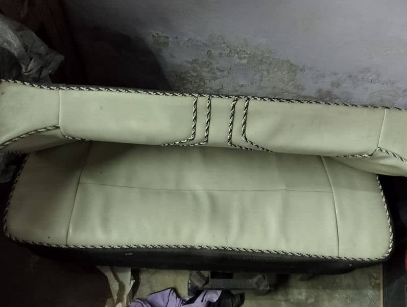 sofa seat 3