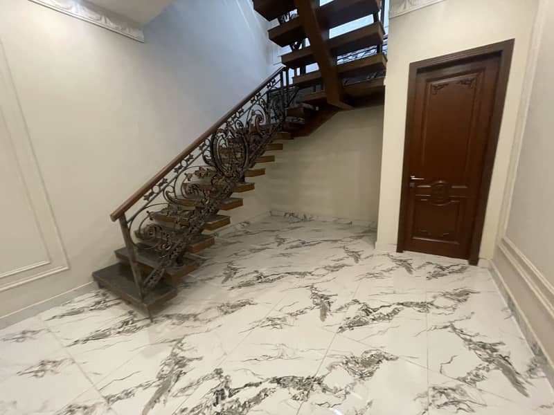 1 kanal Full Basement house for sale 39