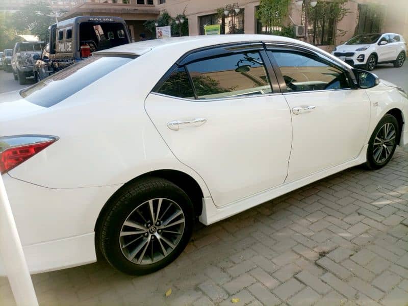 Toyota Corolla Altis Grandi 2020/21 3