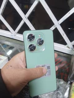 TECNO SPARK 20 Pro 8/256 original mobile and charger available