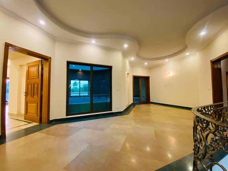 2 Kanal Fully Maintained Luxury House For Rent In DHA Phase 3 19