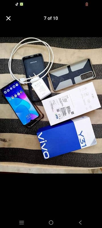 vivo y31.4/128.10/10. with box 5