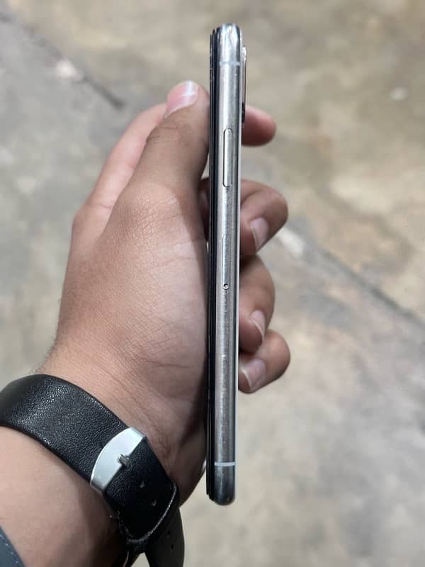 iphone X for sale urgent 3