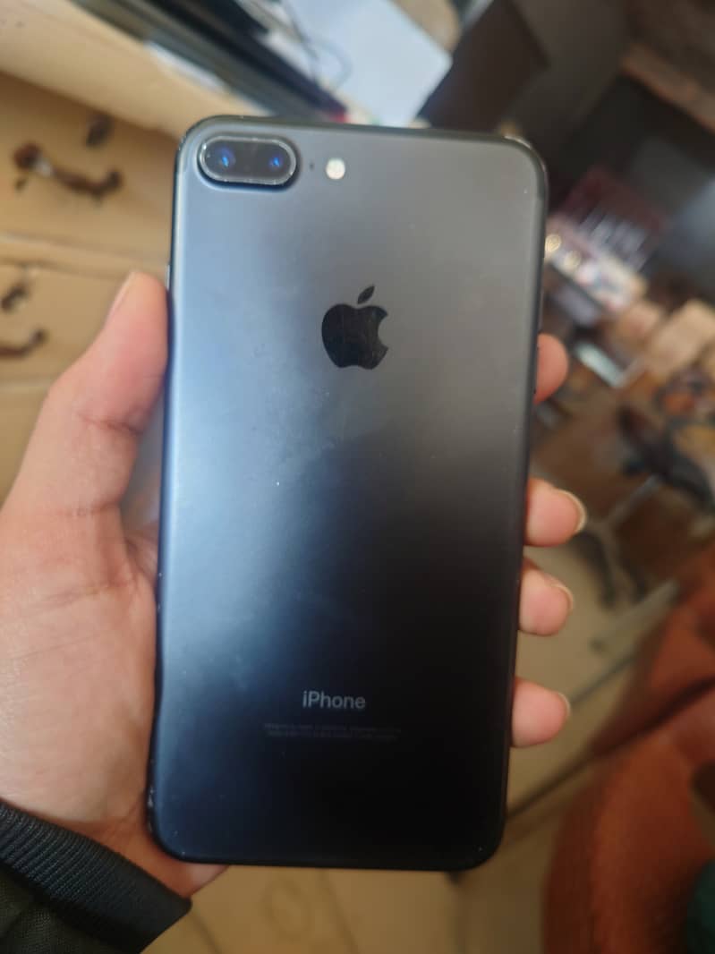 Apple iPhone 7 Plus 128gb 7