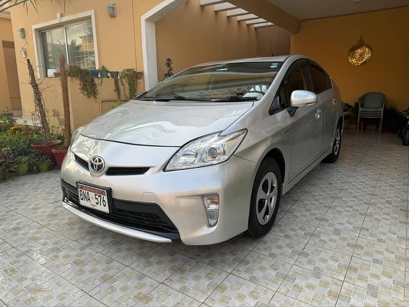 Toyota Prius 2014 3