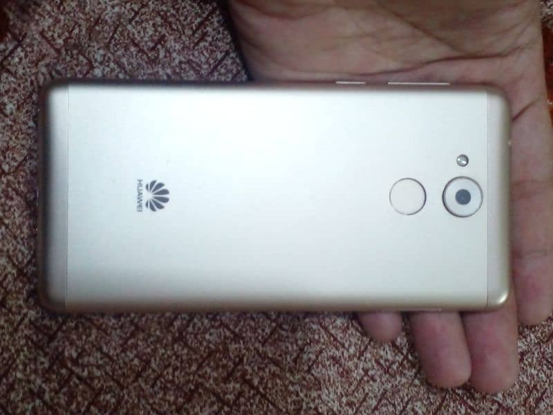 Huwaie honor 6c 3/32 GB 1