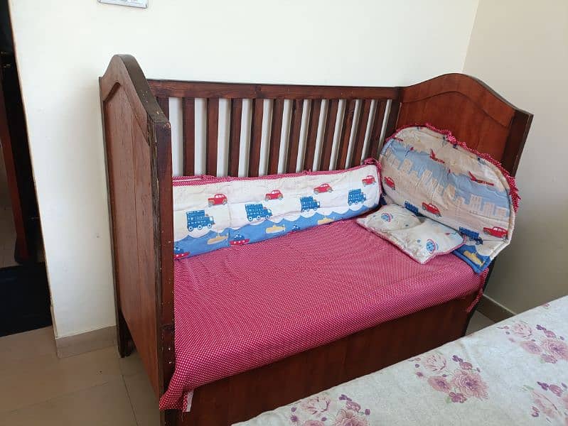 wooden baby cot 4