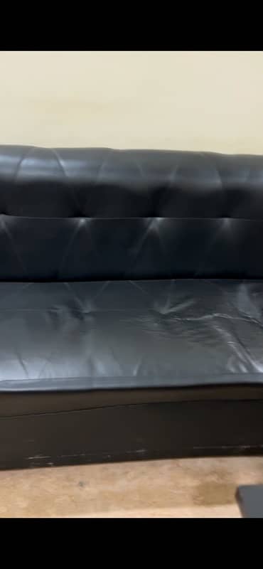 Sofa for sale 0