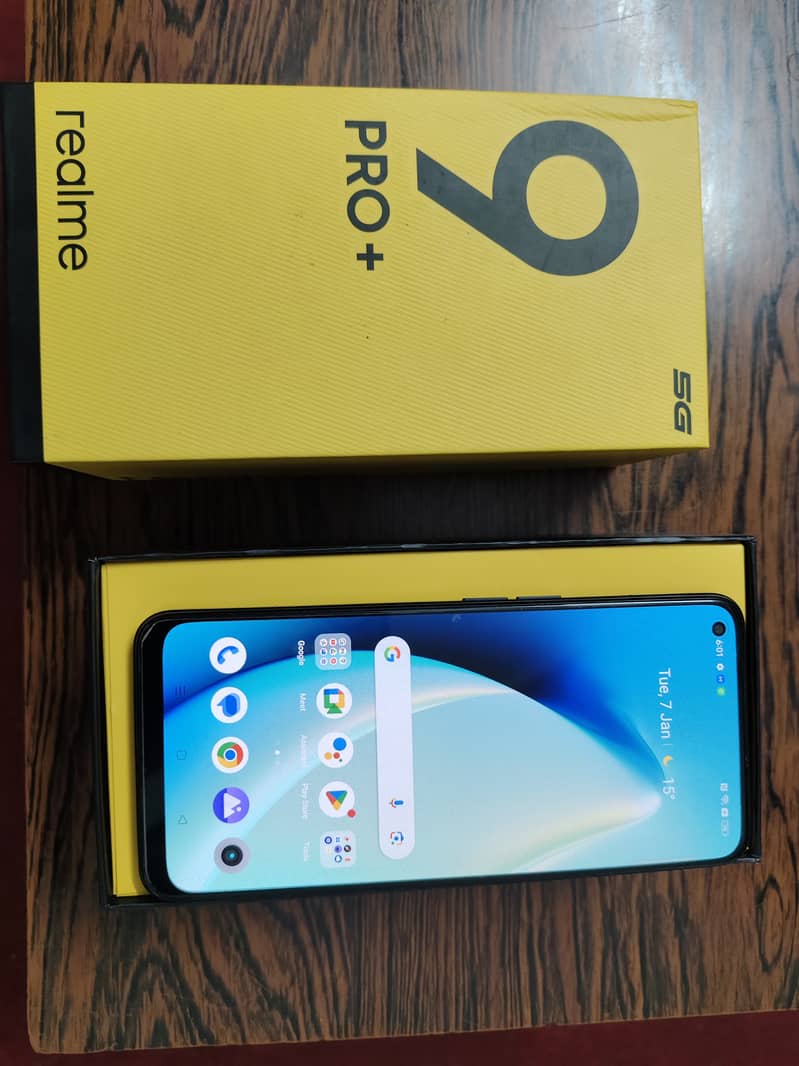 Realme 9 PRO+ 5G 8GB+4GB/128GB 1