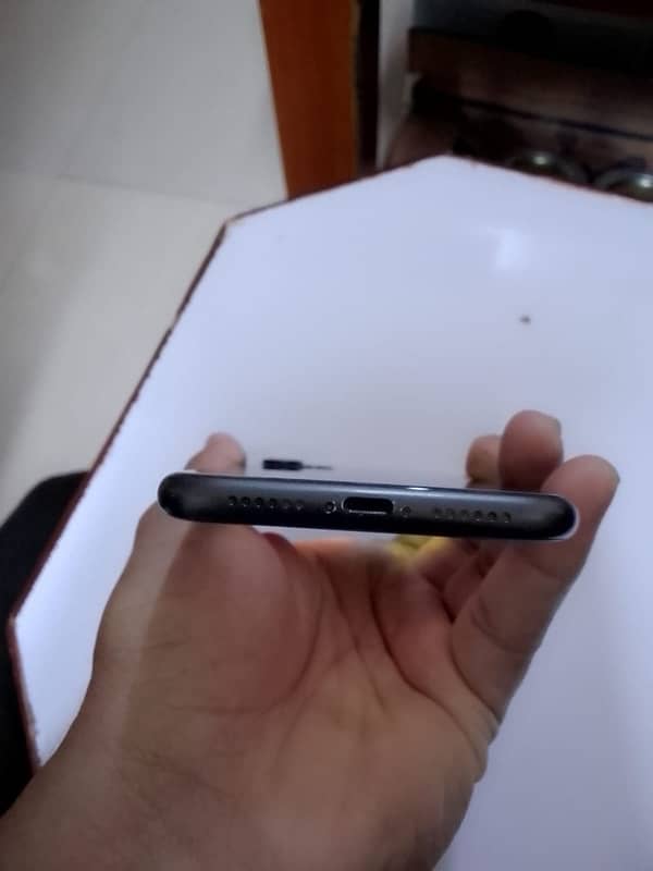 Iphone 11 64 gb non pta 3