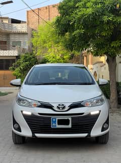 Toyota Yaris 1.5 ATIV X CVT