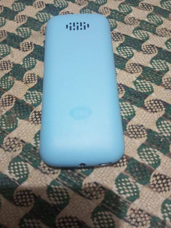 itel 2165 keypad phone 3