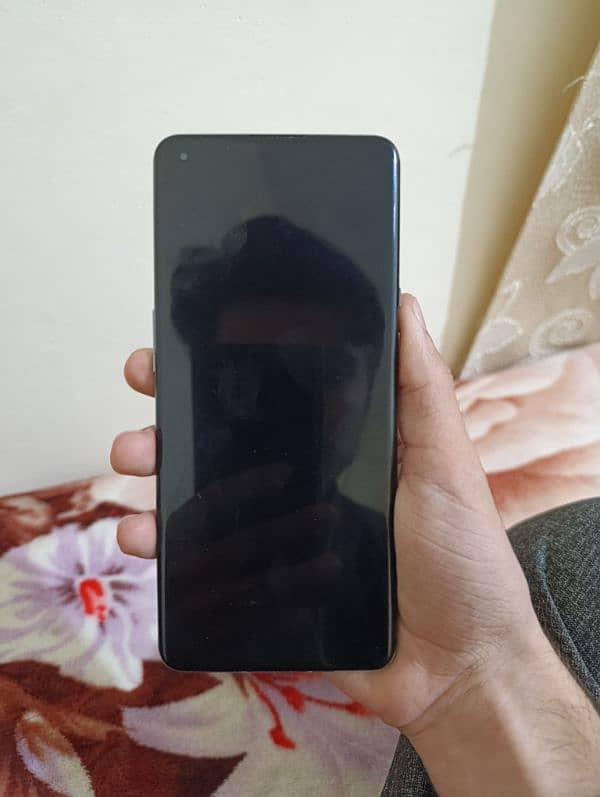 OnePlus 9 pro 256/8 GB 2