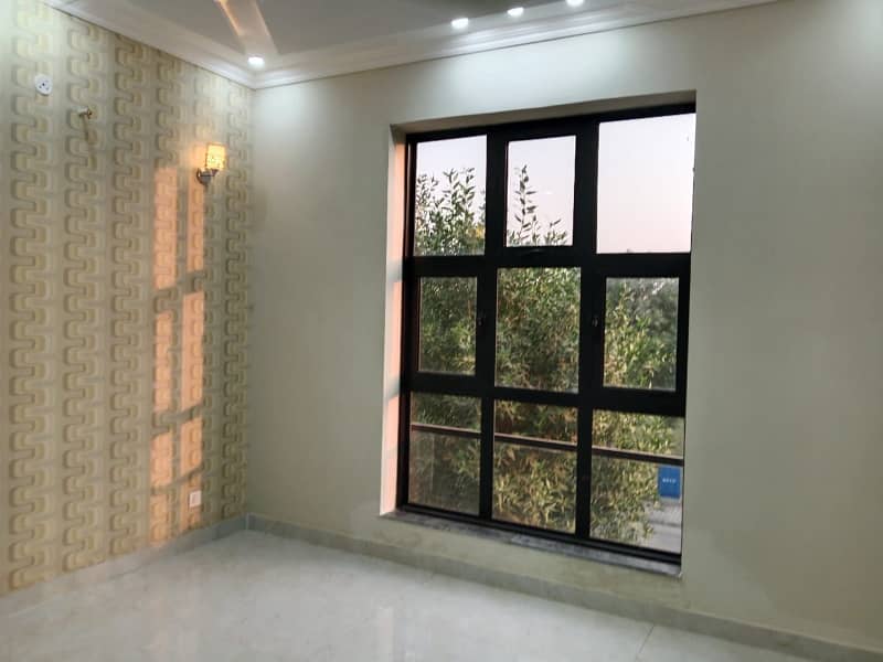 5 Marla luxury house available for sale in Block D Bahria Orchard 6