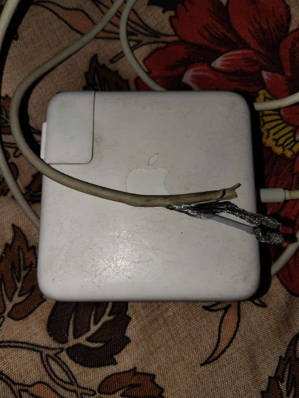 Apple magsafe 1 60W power adapter A1344 2