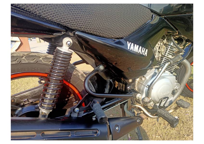 Yamaha YBR 125 2020, Black, in immaculate and pristine condition 10