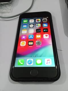 Brand New iphone 6 (64GB)