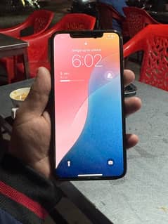 i phone xs max (256gb)golden dual pta approved