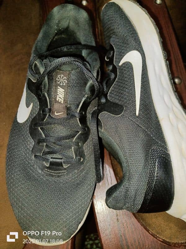 Original Nike running shoes 2