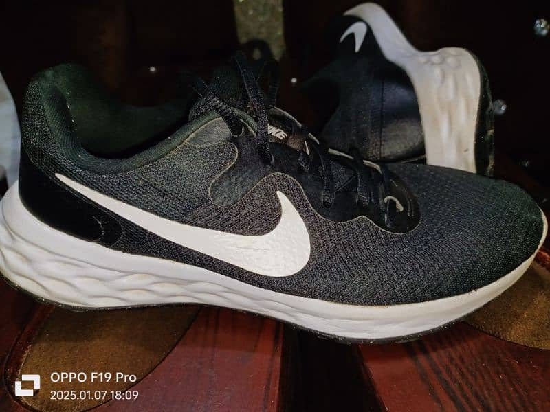 Original Nike running shoes 3