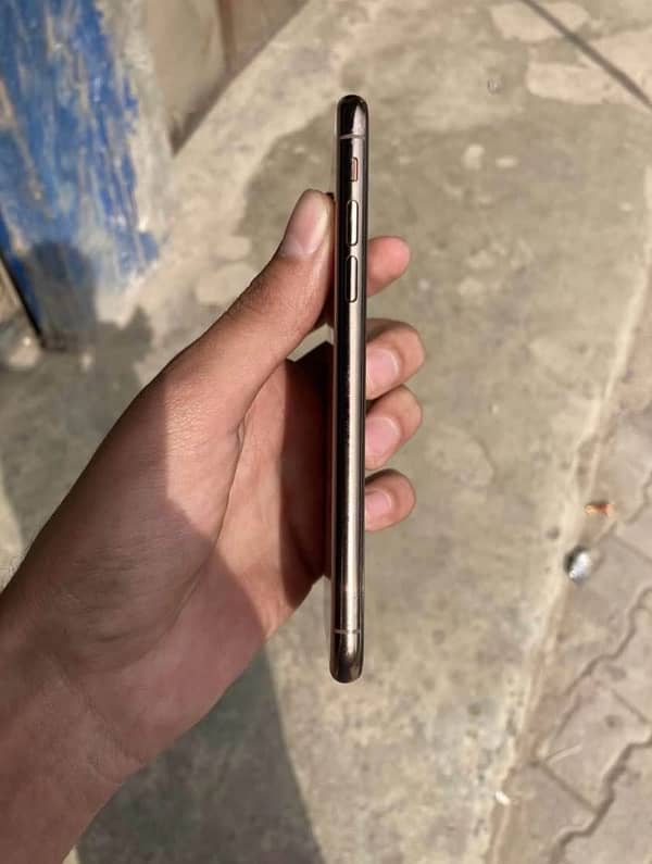 iPhone xs pta dual approved 3