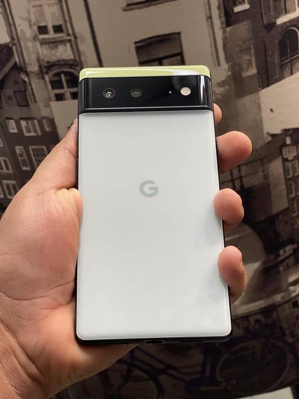 Google Pixel 6 (8Gb/128Gb) 4