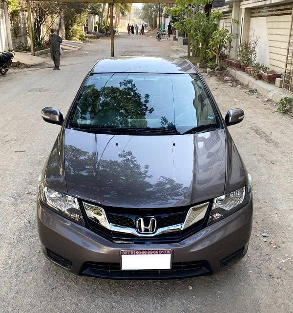 Honda City IVTEC 2018 manual urban titanium 18