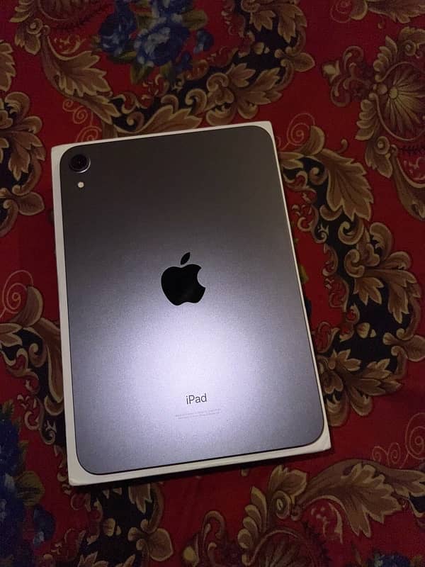 I pad mini 6 /64GB Gary  cloure 2