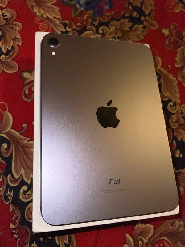 I pad mini 6 /64GB Gary  cloure 4