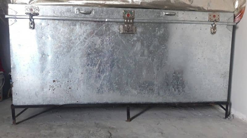 Iron Trunk,( Paitti )With Stand.   slightly used 0