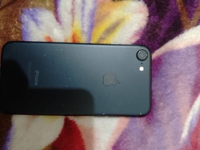 iPhone 7 Non PTA 2