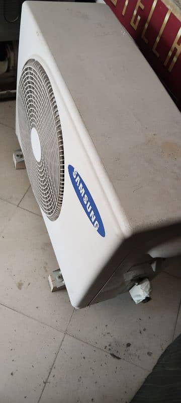 Samsung 1 ton heat and cool 3