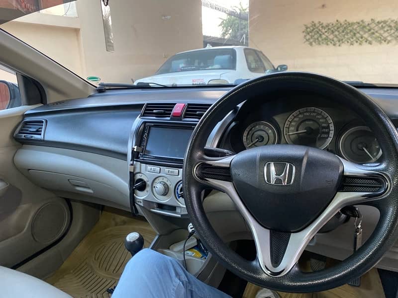 Honda City IVTEC 2017 total geniune 12