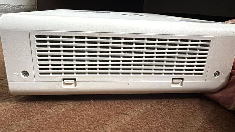 Panasonic projector LB280 2