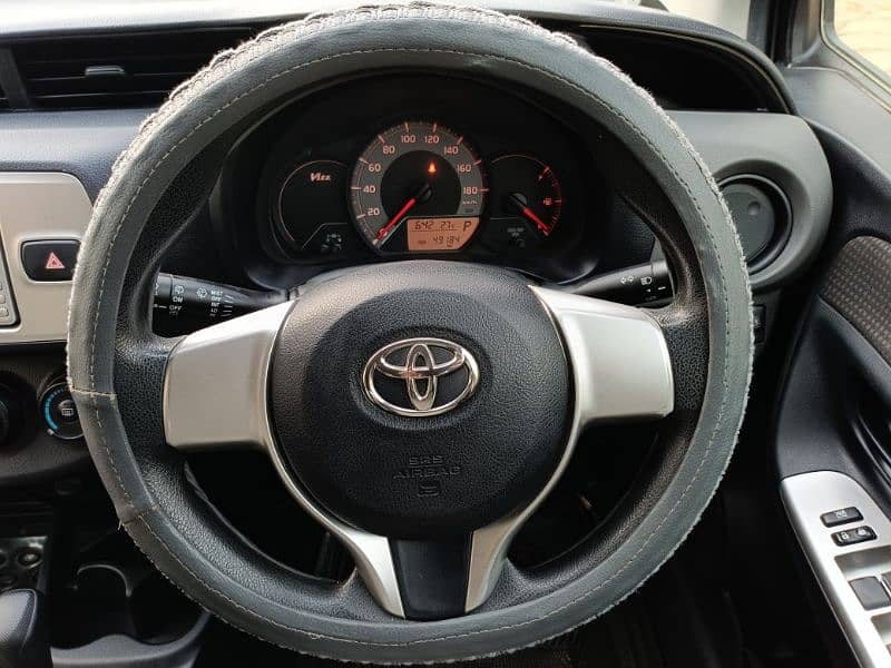 Toyota Vitz 2015 / 2018 Automatic 1.0 Mileage 49000 kms 9