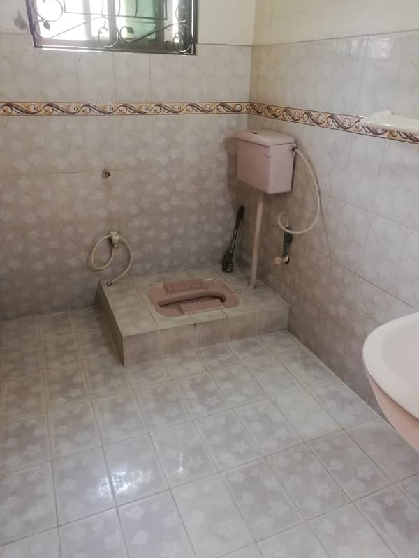 MIAN ESTATE OFFERS SEMI FURNISHED 6 MARLA FULLY MARBLE FLOORING INDEPENDENT HOUSE FOR RENT 10