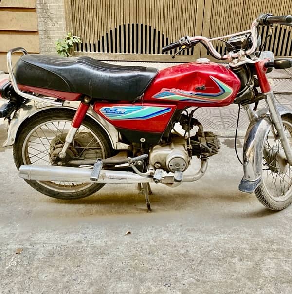 Honda CD-70 2017 model 4