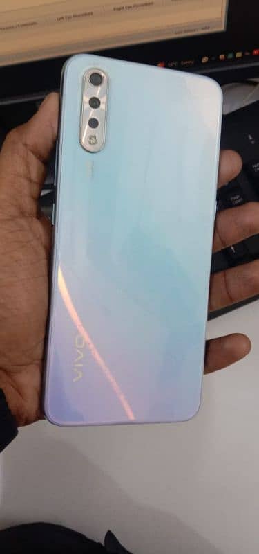 vivo s1 offical pta approved with orignal box 1