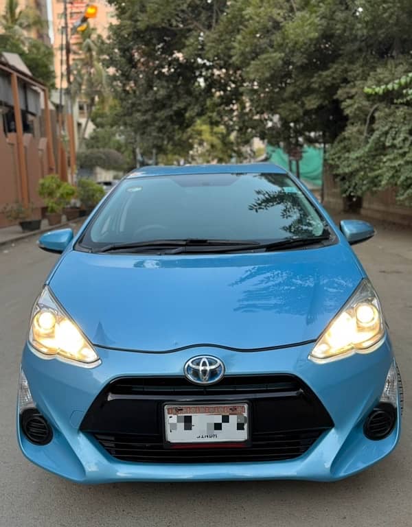 Toyota Aqua 2015 0