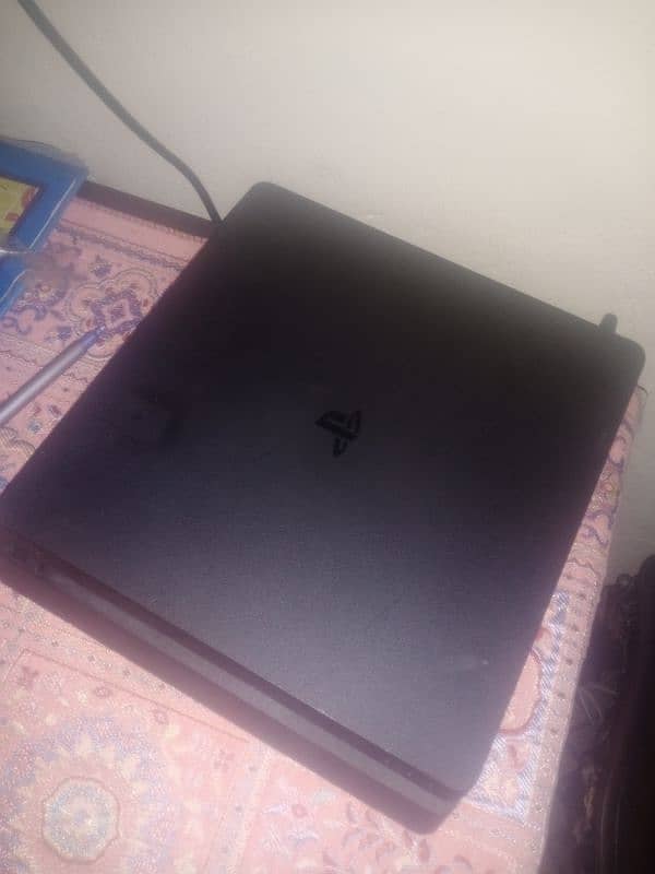 PS 4 slim for sale 2