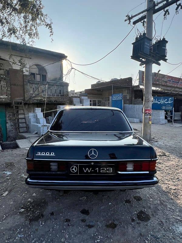 Mercedes E Class 1976 5