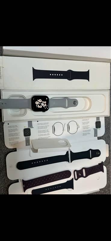 Apple Watch series 7.45mm cellular plus GPS 2