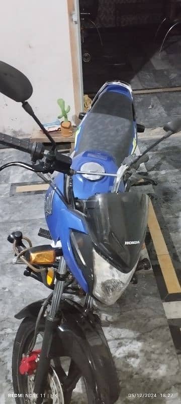 Honda CB125F 2023 10