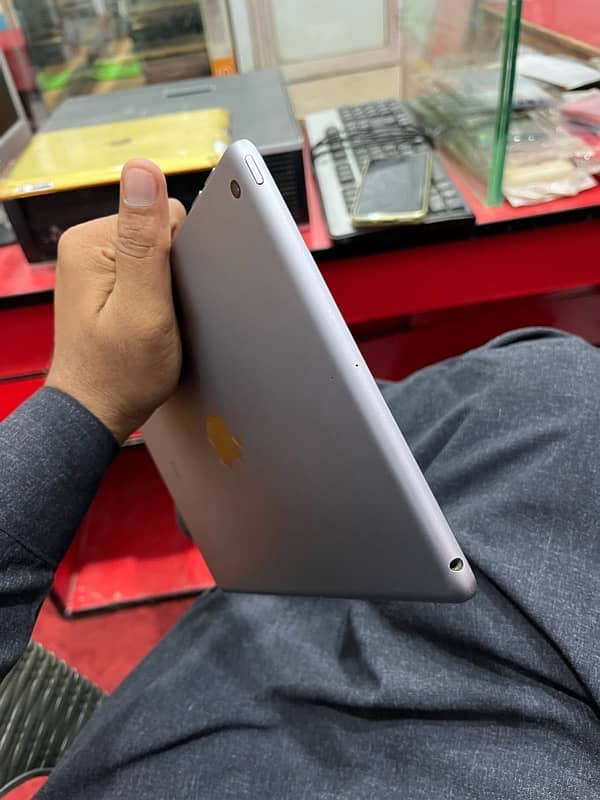 iPad 5 128GB 1