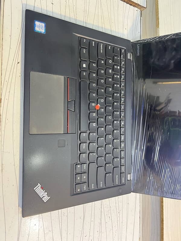 Lenovo T470s Core i7 6th Generation in 10/10 Condition 4