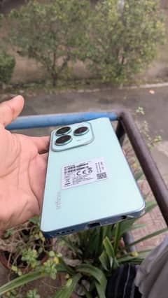 Infinix hot 40pro 8+8=256 108 camra front 32