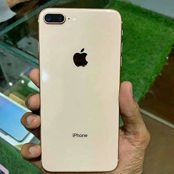 IPHONE 8+ 0