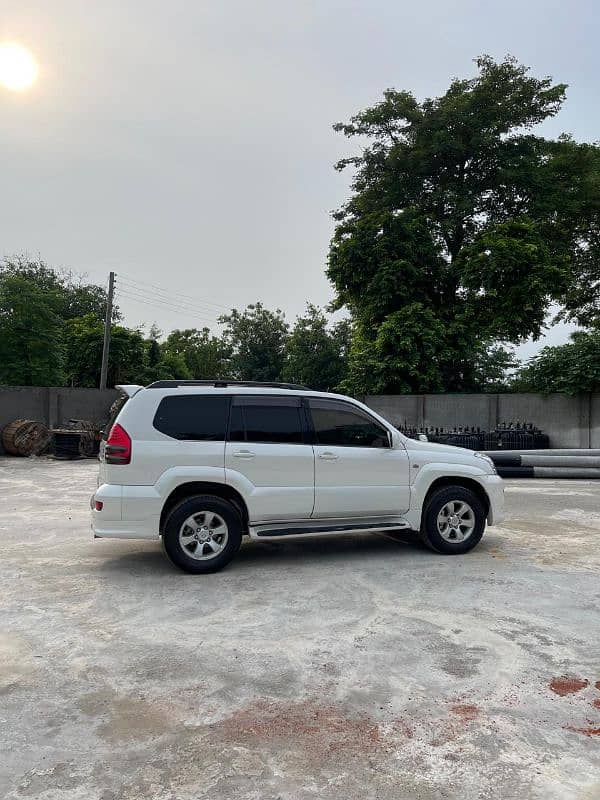 Toyota Prado 2.7 TX (sunroof+7 seater) 5