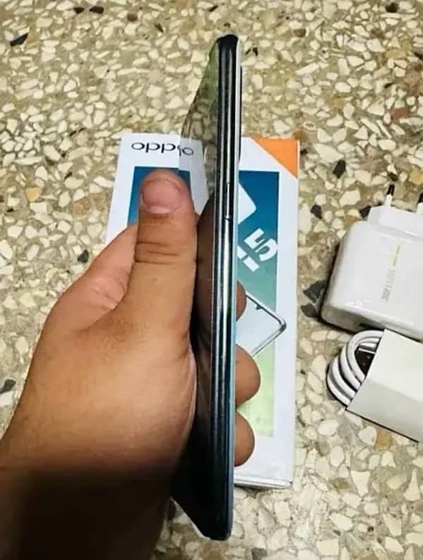 Oppo F15 8/256 2