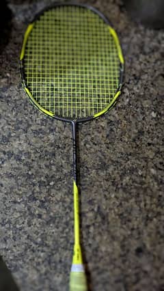 Yonex Racket 32lbs 10/10  100% orringal